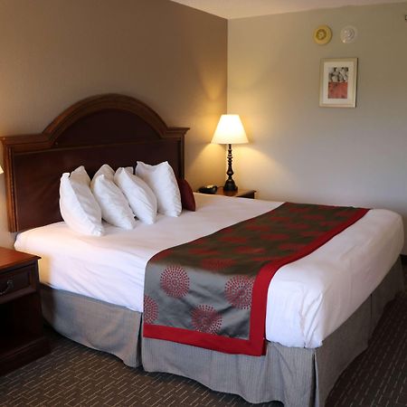 Ramada Plaza By Wyndham Hagerstown Hotel Ngoại thất bức ảnh