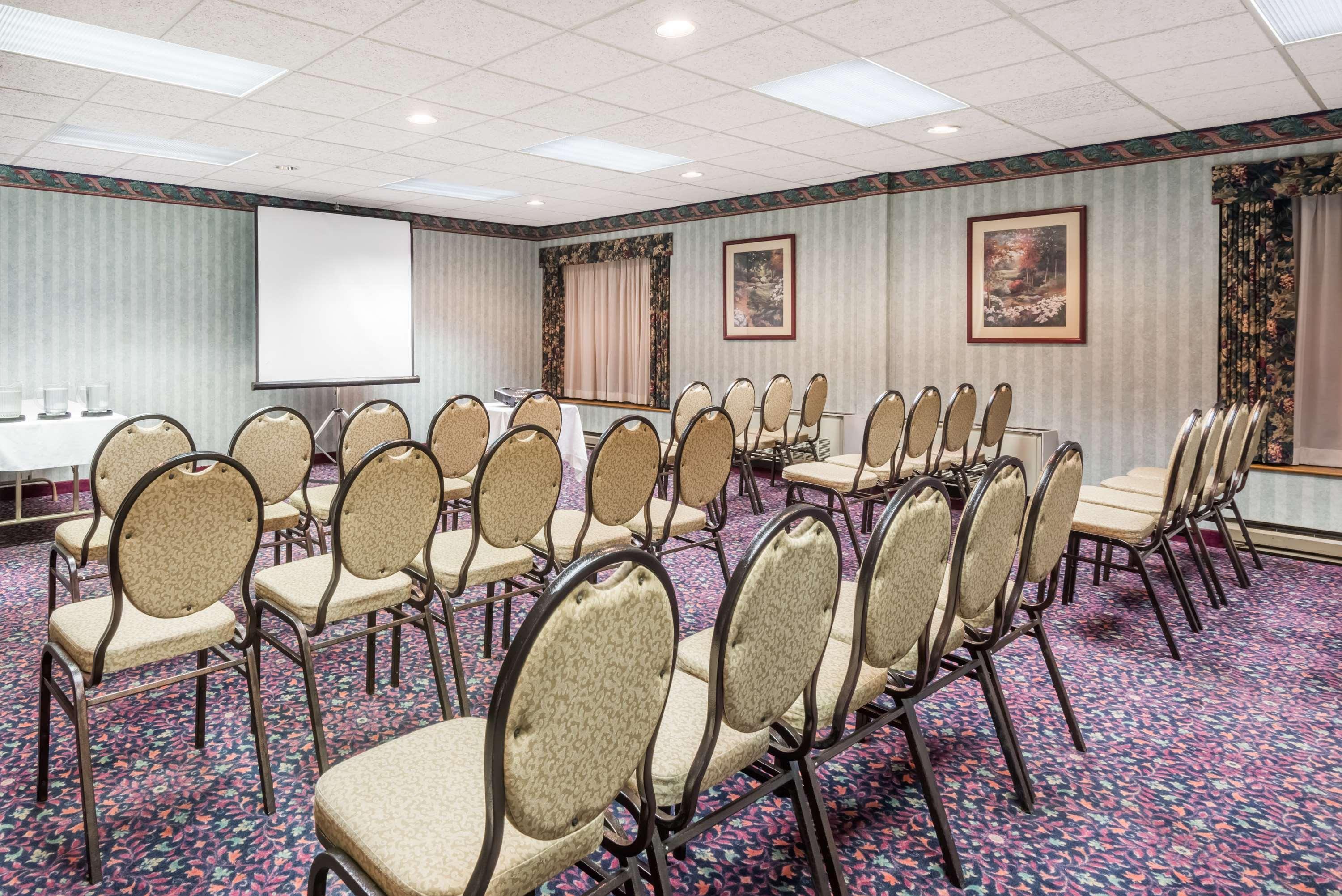 Ramada Plaza By Wyndham Hagerstown Hotel Ngoại thất bức ảnh