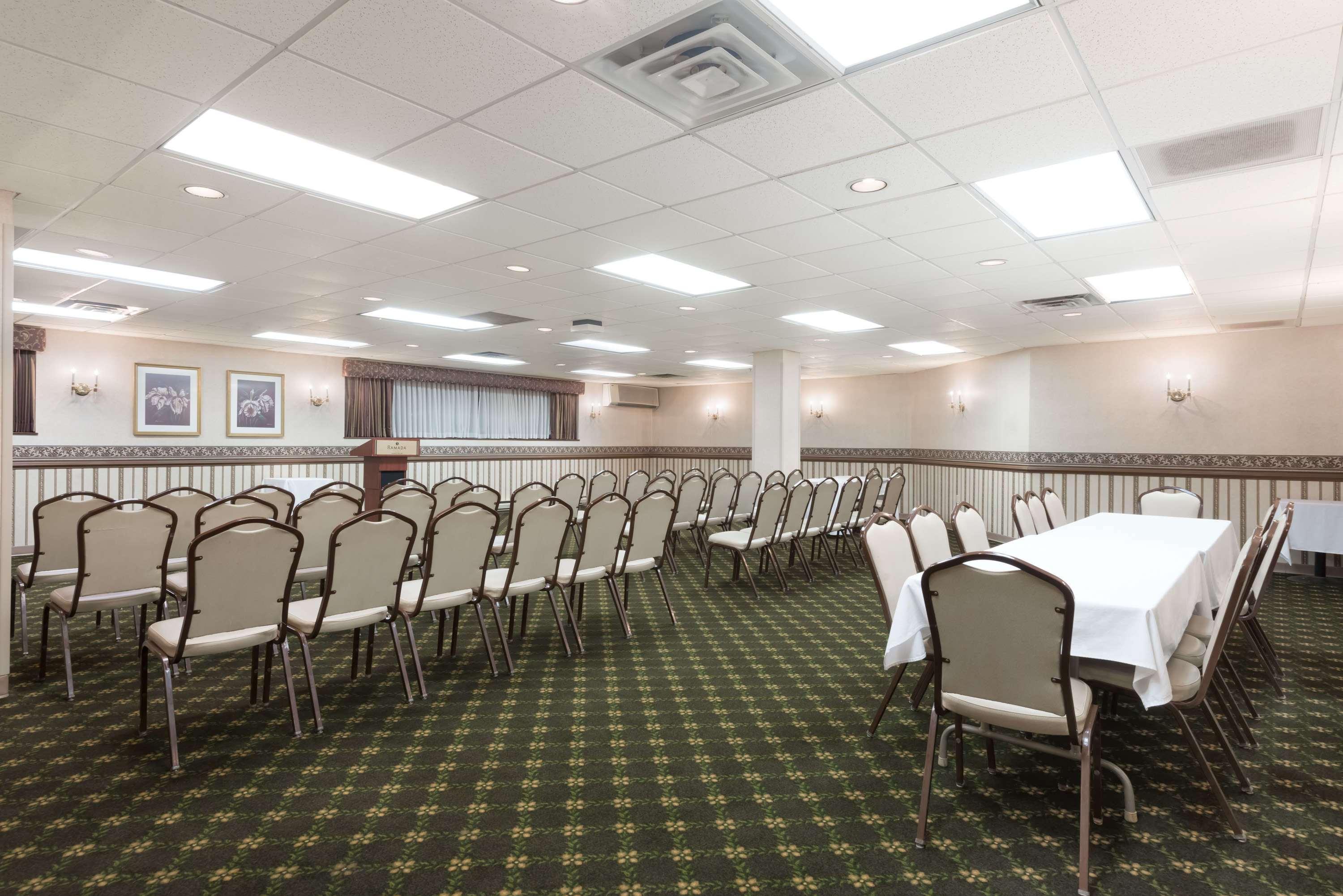 Ramada Plaza By Wyndham Hagerstown Hotel Ngoại thất bức ảnh